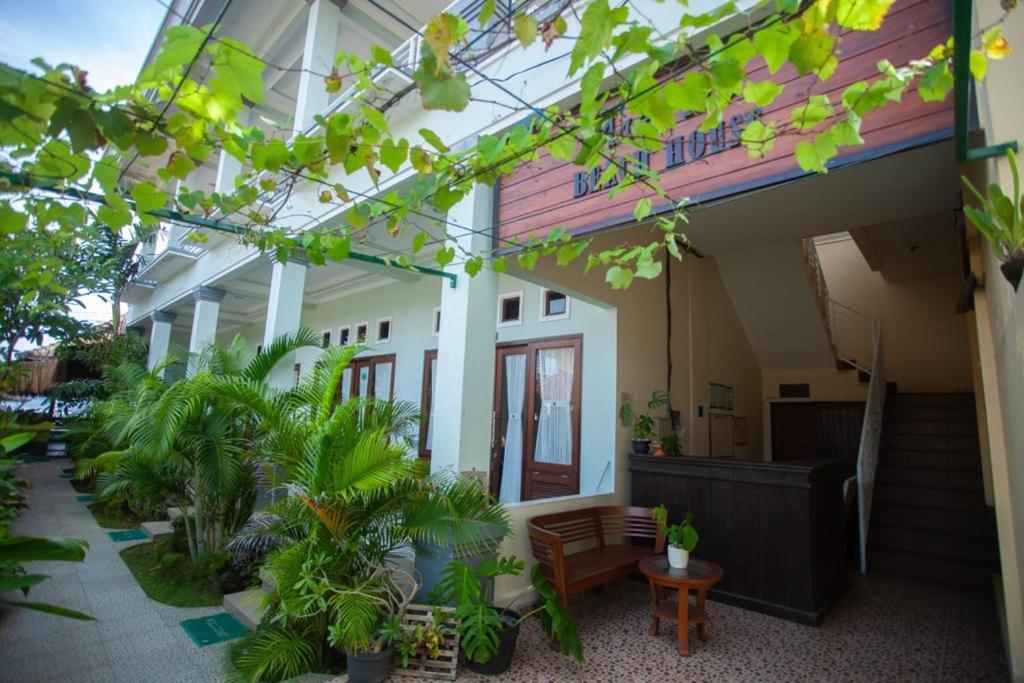 Mae Mae Beach House Batununggul المظهر الخارجي الصورة
